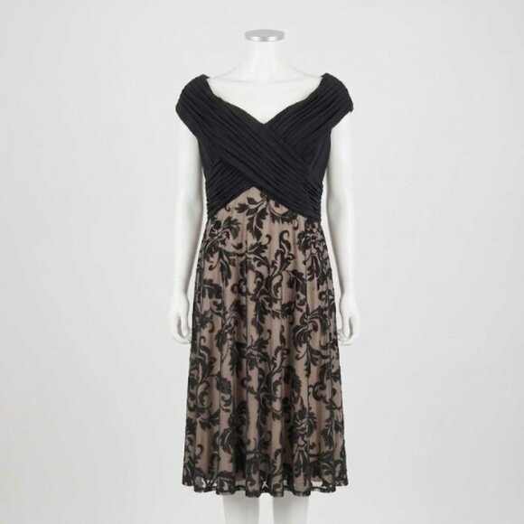 Patra Lace Ruched Sweetheart Neckline Cocktail Dress Women Size 18 Black  Nude